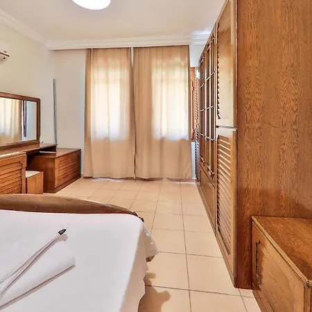 Hotel apartamentowy Ekici Suites